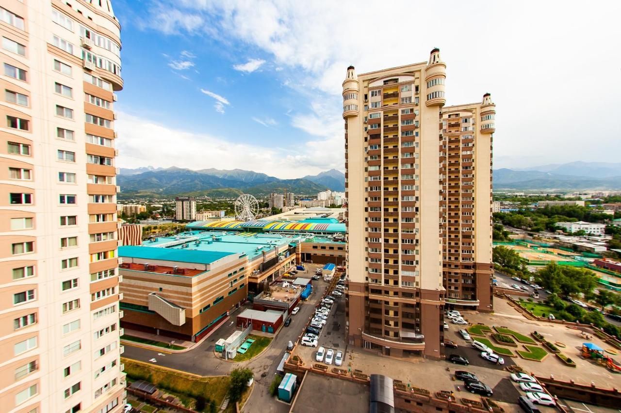 2 Ком Студия На 18 Этаже С Панорамным Видом На Горы В Жк Мега Тауер Almaty Bagian luar foto